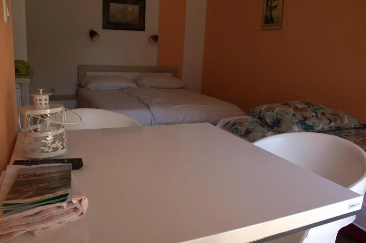Apartments Marija Murine 0*,  Croatia