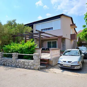 https://apartments-ivan-krk.primorje-gorskikotar.com